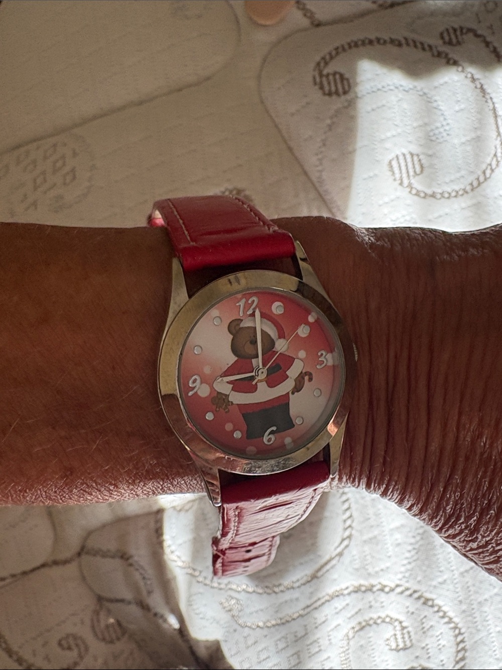 Red Bear-Themed Small Childs Watch Strap Accessory needs battery